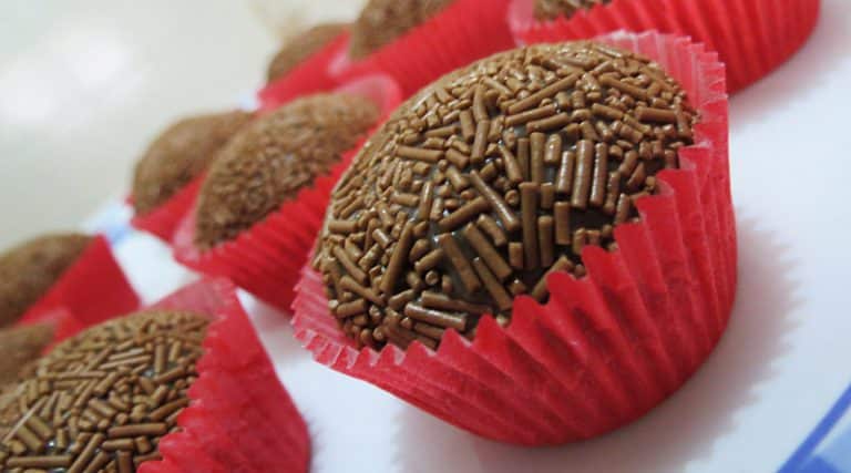 Receita Brigadeiro Gourmet De Chocolate Belga Ao Leite