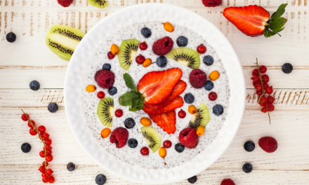 Pudim de chia com frutas vermelhas para o seu Natal